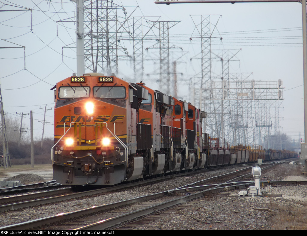  BNSF 6828  